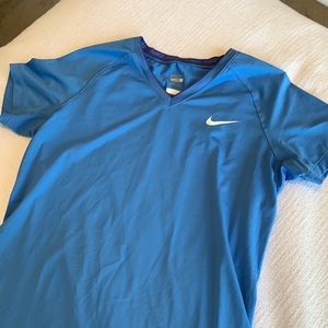 Women’s Nike Dri-Fit V-neck Athletic Shirt